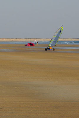 Loisirs nautiques et char à voile à Erdeven