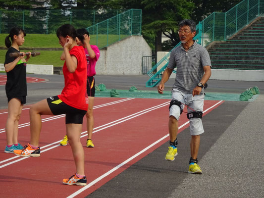 富山県立富山商業高等学校陸上競技部短距離ブロック 富山商業高校 陸上部のホームページ