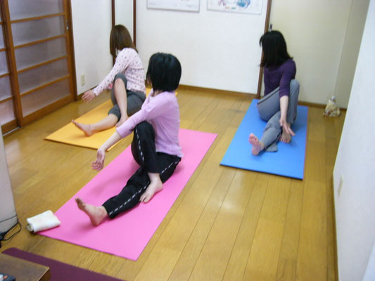 ねじりのポーズ