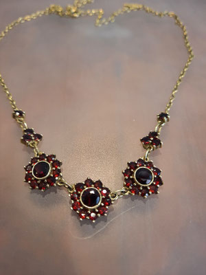 Granatcollier Nr. 4, böhmische Granate, Normgold 275er