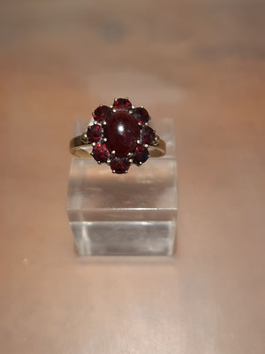 Granatring Nr1 8ct 333er Gold