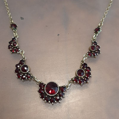 Granatcollier Nr 2 Silber vergoldet