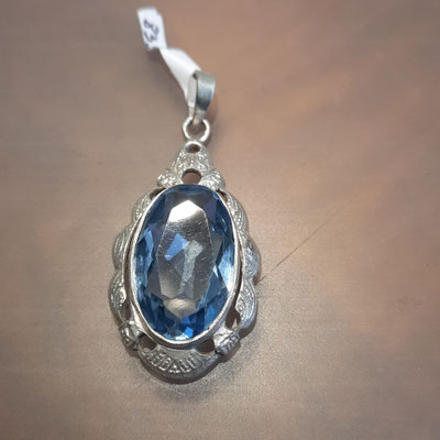 großer, ovaler Blautopas Anhänger Brilliantschliff 835er Silber