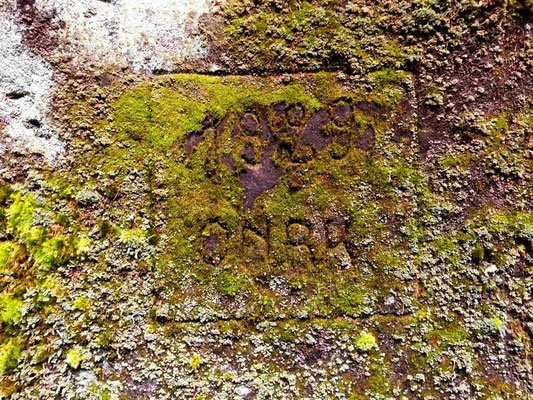 Alte Inschrift "1929 ONRK"