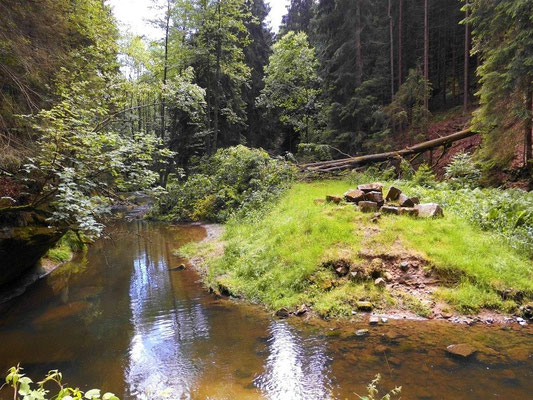 Stelle der ehemaligen Brücke 200 Meter unterhalb der Niedermühle