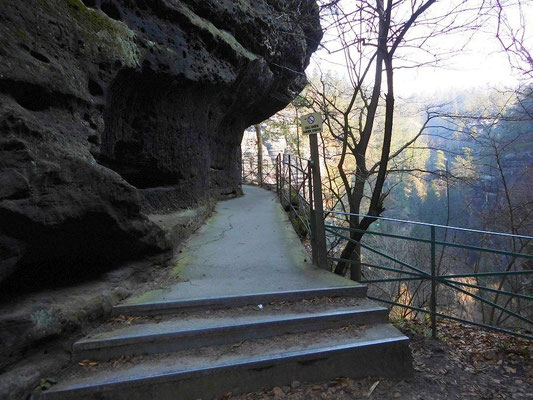 Aufstieg zum Kreuzstein