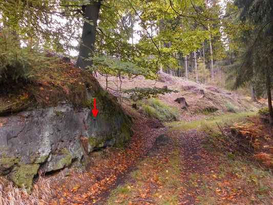 Jahreszahl 1905 am Weg südlich vom Bittler/Pytlak