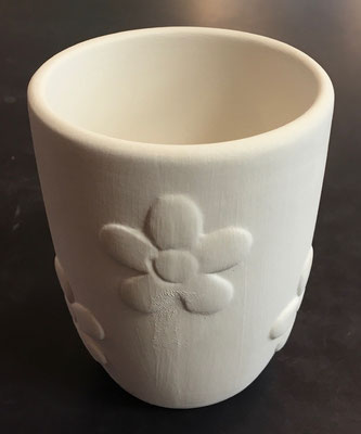 BLUBE - Blumenreliefbecher, Durchmesser 7 cm, Höhe 10 cm - 16,50 Euro