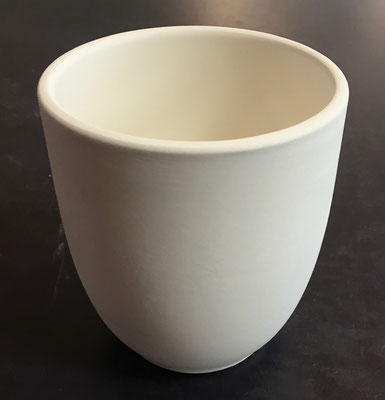 OLIV - Becher -  Olive, Durchmesser 9 cm, Höhe 10,5 cm - 16,90 Euro