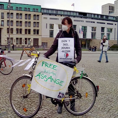 15.04.2021 - Free Assange Berlin von der US-Botschaft