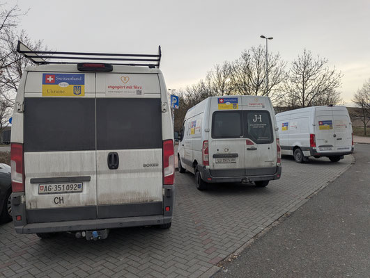 3'000 km auf gesalzenen Strassen hinterlassen Spuren an den Fahrzeugen.