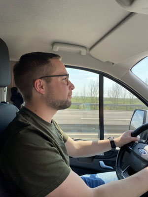 Lucas am Steuer