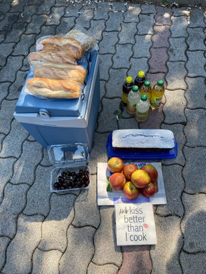 Es hat noch Sandwiches :-)