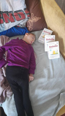 Die Babynahrung wird unter anderem in einem Zentrum für Mütter und Kinder in Fastiv verteilt.