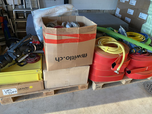 Die Firma Growag aus Grosswangen hat viel Feuerwehrmaterial gespendet, welches Switlo inzwischen bereits nach Saporischschja geliefert hat.