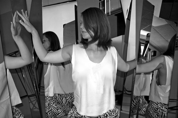 Multiple mirror experiment