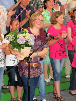 Chorleiterin Sigrid Hartmann