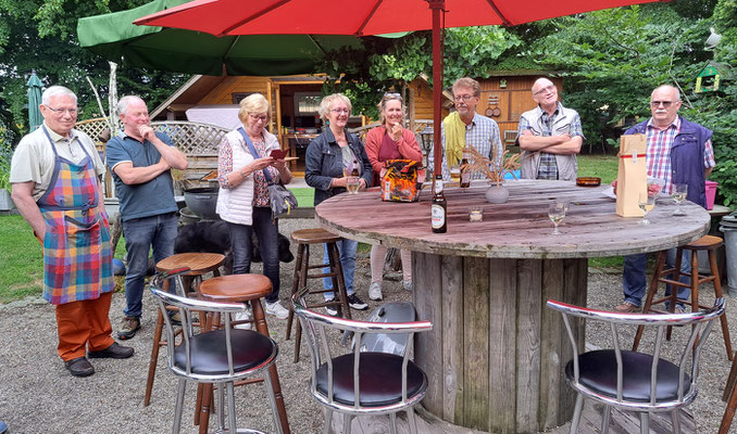 ... am runden Tisch ...