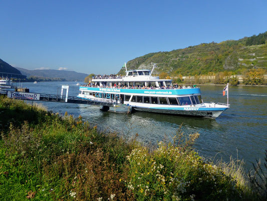 Barco ao Géiser de Namedy