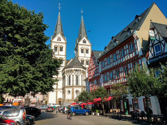 Praça de Marcado da encantadora cidade de Boppard