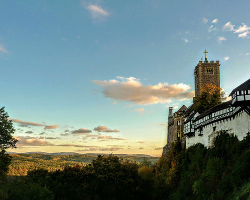 O castelo Wartburg no centro do país, lugar onde Martin Luther traduziu a biblia ao alemão