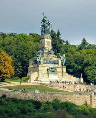 Monumento Niederwald con la estátua "Germania"