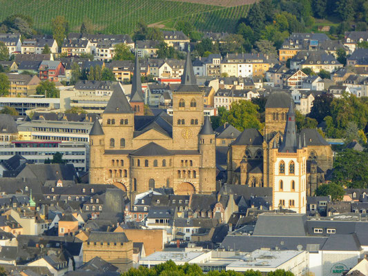 Vista aérea da catedral de Tréveris