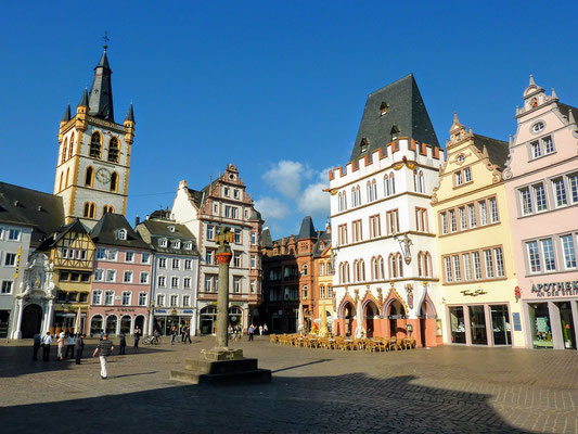 A praça principal de Tréveris, a cidade mais antiga da Alemanha