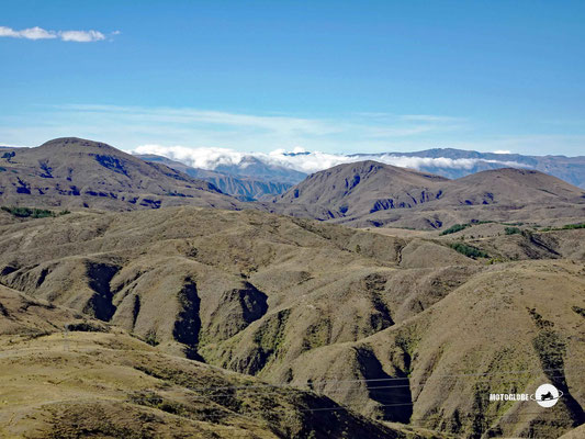 Aussicht auf 4'000 Meter einige Kilometer vor Cochabamba