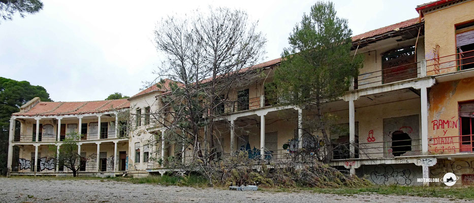 Das verfallene Sanatorio y Escuela Hogar de Sierra Espuña