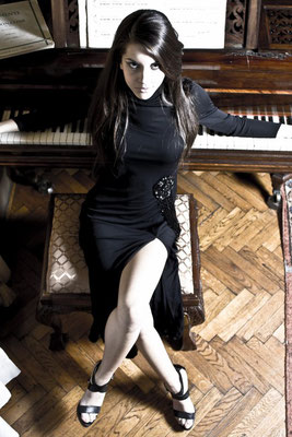 Sharon - Model, singer - All rights reserved  