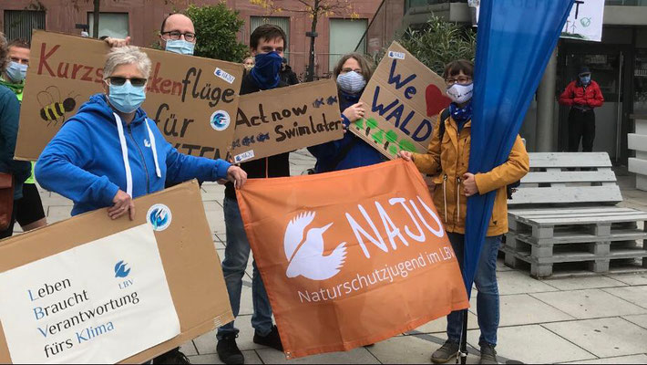 Wir waren wieder bei der Demo dabei, natürlich mit Masken