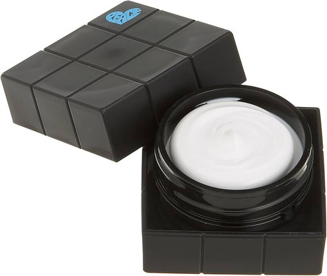 ピース PEACE フリーズキープワックス　　　　　　　◆定価　40g　1,650円（税込）　80ｇ　2,200円　　　　  強力なセット力、立体的な束感。 独自の高持続”クリームフィルム”効果。 ディテイル表現が、個性的かつ自在にデザイニングできる独自のクリーム質。 「軽いけど潤う」「強いけどベタつかない」、質の高い持続効果と操作性を実現。