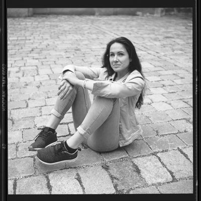 Alex Settari, 2021, mit Rolleiflex von 1954