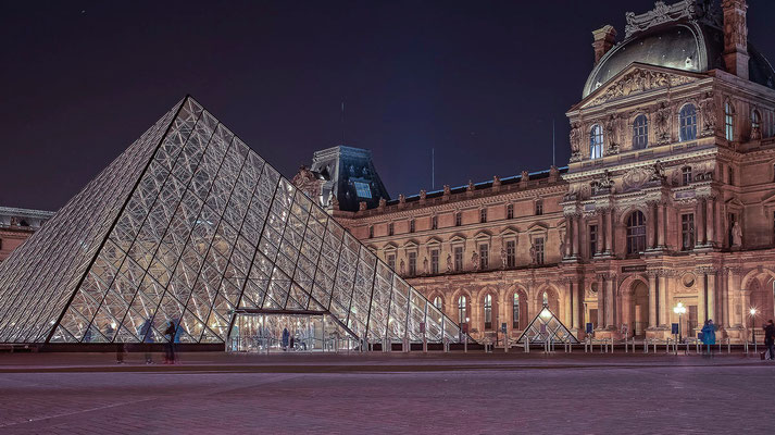 Paysage urbain - Pyramide du Louvre, Paris - Photographie HDR - Dominique MAYER - www.dominique-mayer.com