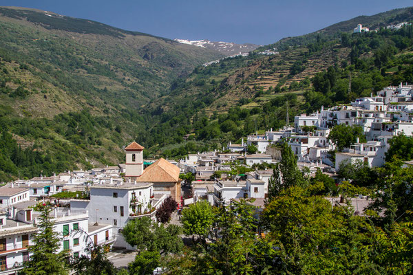 Village de Pampaneria, Sierra Nevada en Espagne - Flâner en Espagne - Paysages d'Espagne - Vacances en Espagne - Dominique MAYER - www.dominique-mayer.com