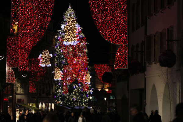 #Strasbourgcapitaledenoël - #marchédenoël - #noël - #christkindelsmärik - #décorationsdenoël - www.dominique-mayer.com