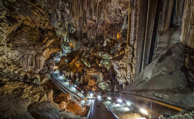 Grotte de Nerja en Espagne - Visite de grottes - Flâner en Espagne - Paysages d'Espagne - Vacances en Espagne - Dominique MAYER - www.dominique-mayer.com