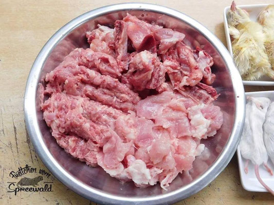 Putenbrust, gewolftes Huhn, Hühnerrückenteile
