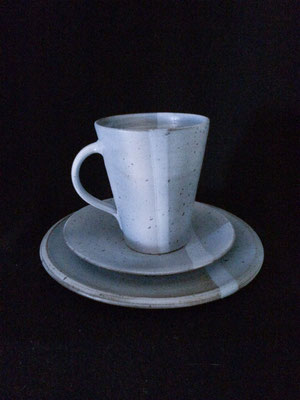 konische Tasse/Pott/ Untertasse / Teller 