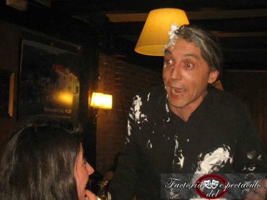 camareros falsos factoría del espectaculo Comicos