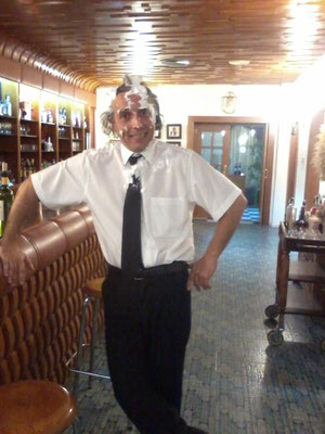 camarero falso Lleida