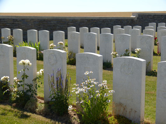 Longueval Delville Wood Cemetery