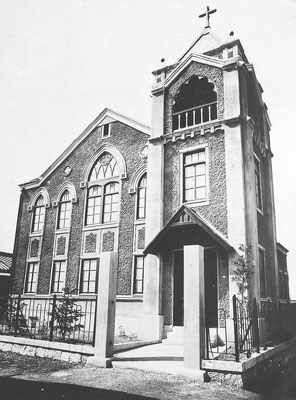 1923年献堂・教会堂 現在も改修を重ねて現役です