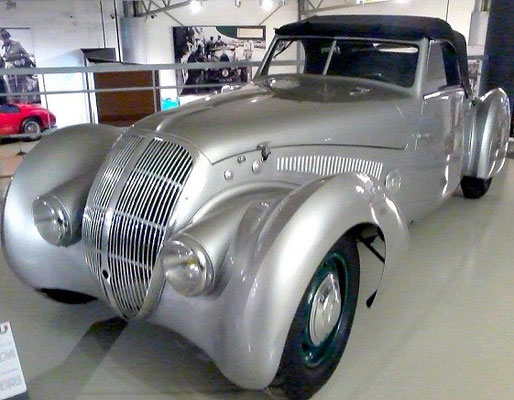 PEUGEOT DARL'MAT Type 302 DS Cabriolet Pourtout 1937, straight-4 engine, 70 ch, 80 mi, 5e 24H du Mans 1938, vue avant gauche