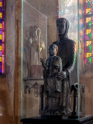 Eglise Saint Gervazy statue Vierge noire
