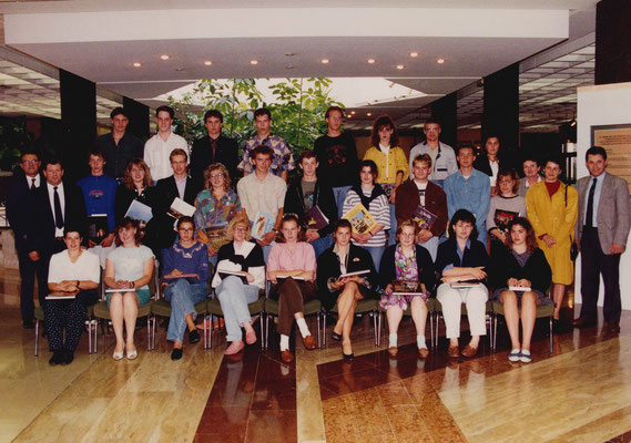 Remise de prix aux élèves méritants 1992