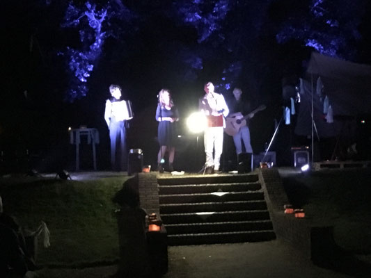 Muziektheater van Firma Weijland.