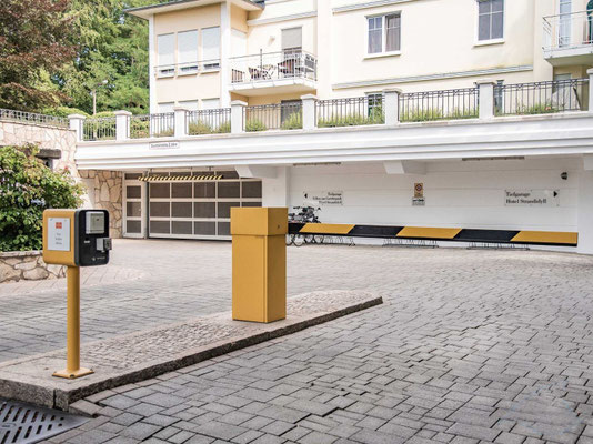 Einfahrt in die Tiefgarage
