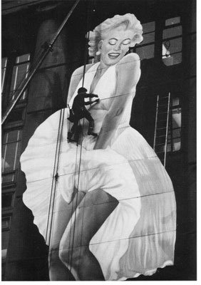 Postkarte: Hauswerbung in New York für den Film "Das verflixte 7 Jahr"